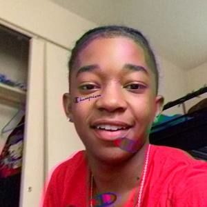 Meet your Posher, Travis